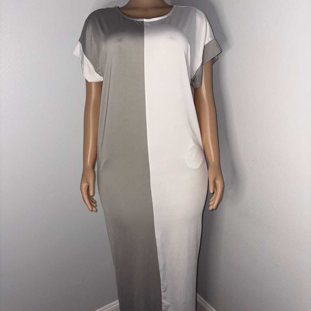 Elegant Two-Tone Maxi Dress in Gray and Cream
